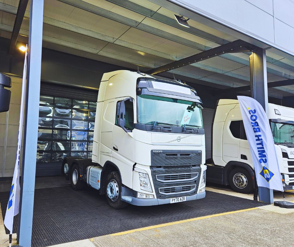 Used Volvo FH trucks & lorries in Croydon