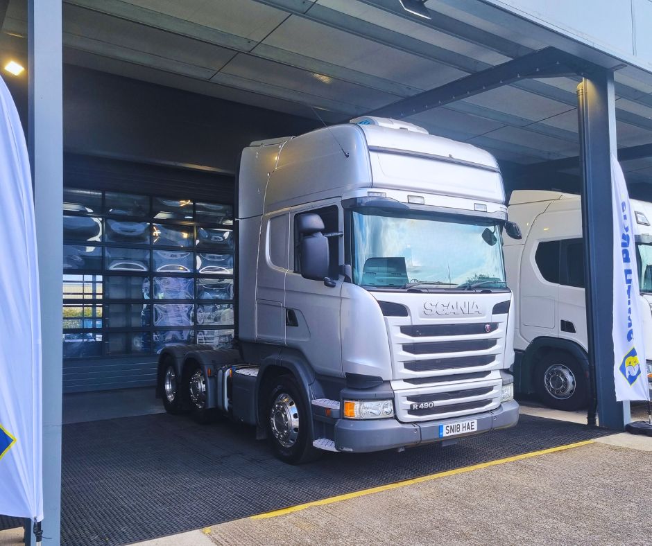 2018 18 Plate SCANIA R490 Mid Lift – SN18HAE