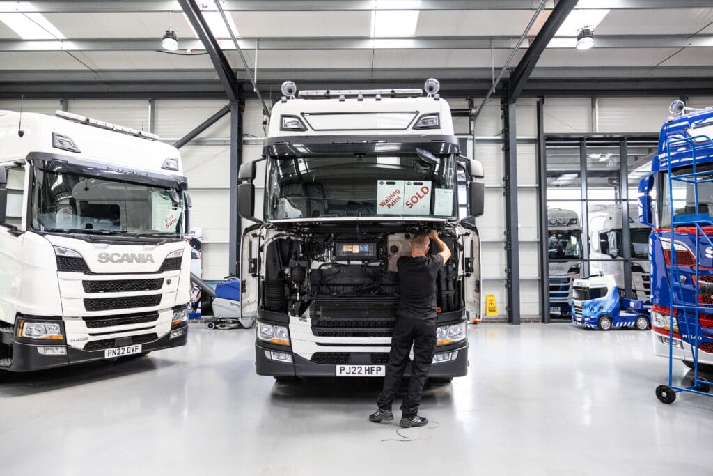 5 Ways To Optimise The Fuel Efficiency Of Your Scania Truck