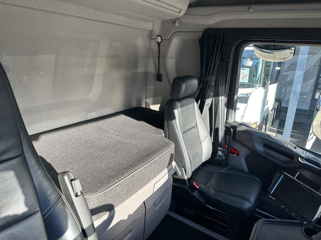 Scania Interior - Truck bed