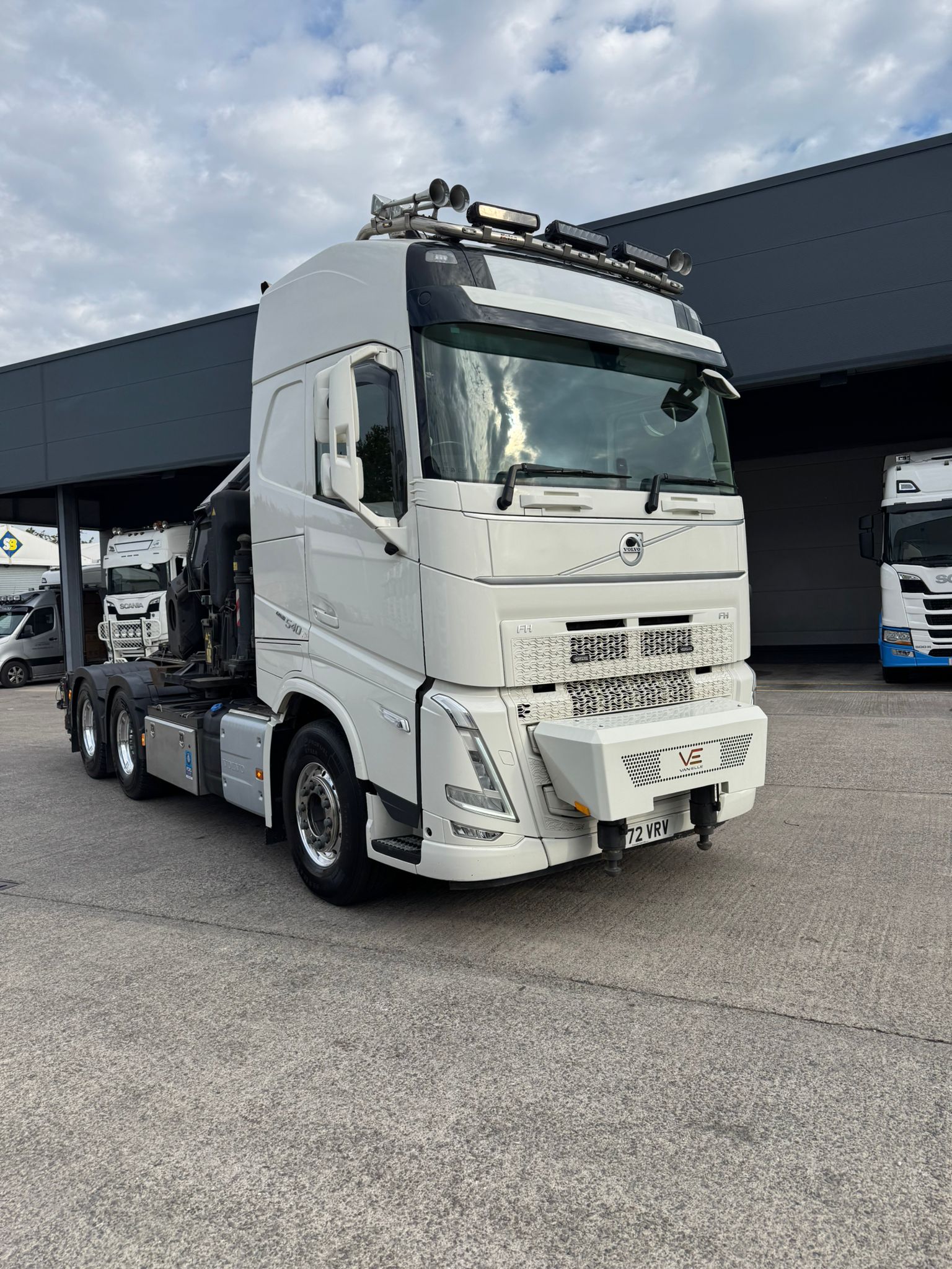 2022 72 Plate Volvo FH540 Globetrotter with Fassi F710 RA.2.26 71 Ton Metre Crane – YK72VRV