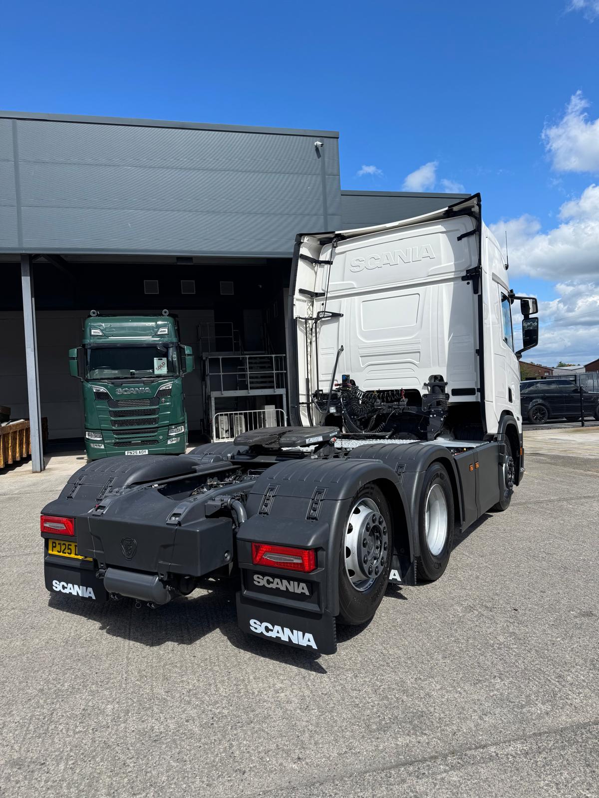 WhatsApp Image 2026-05-15 at 15.23.25 (6)