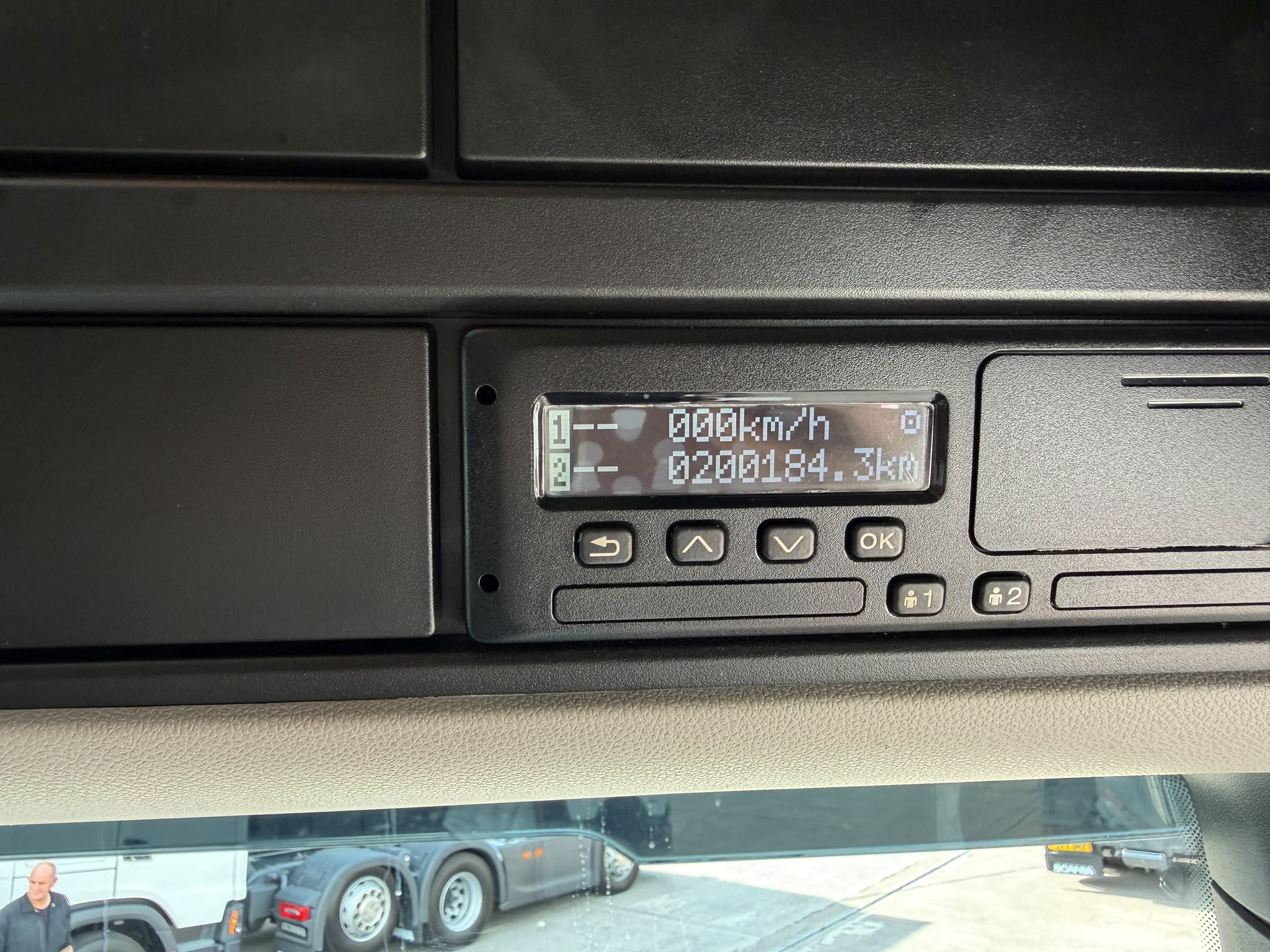 BU74ZXC 9