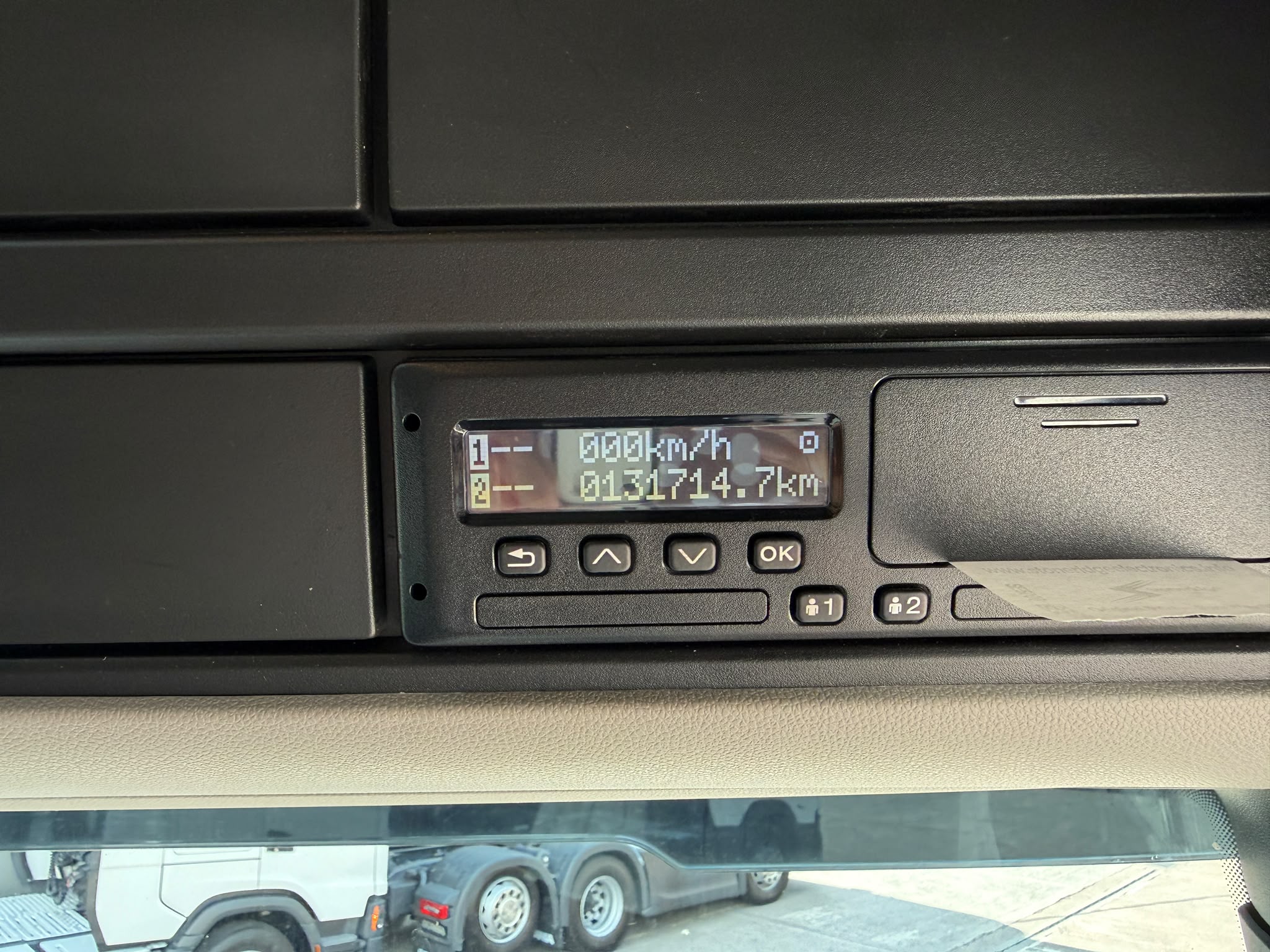 PJ25XVU 8