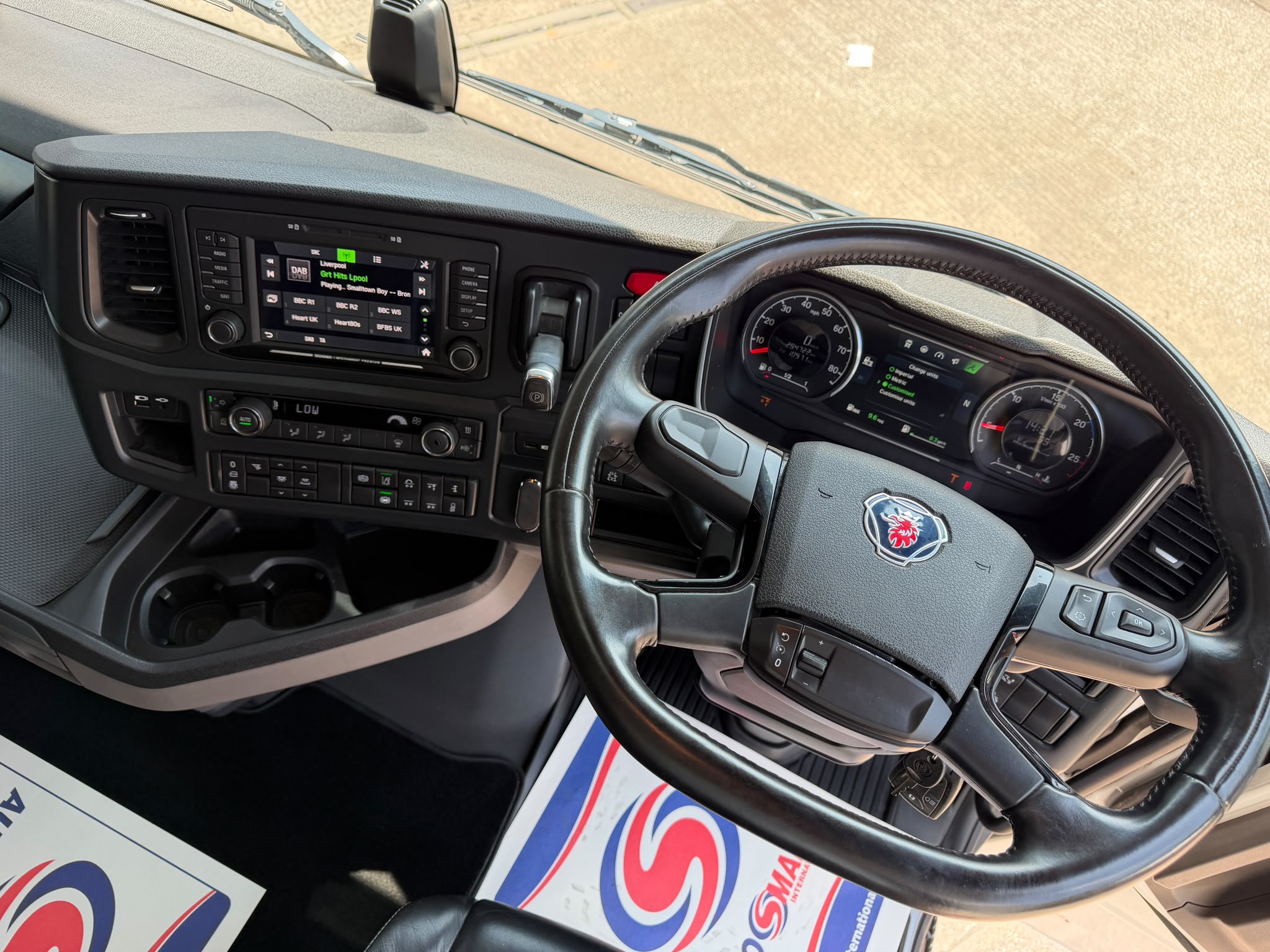 PJ73JVL 8