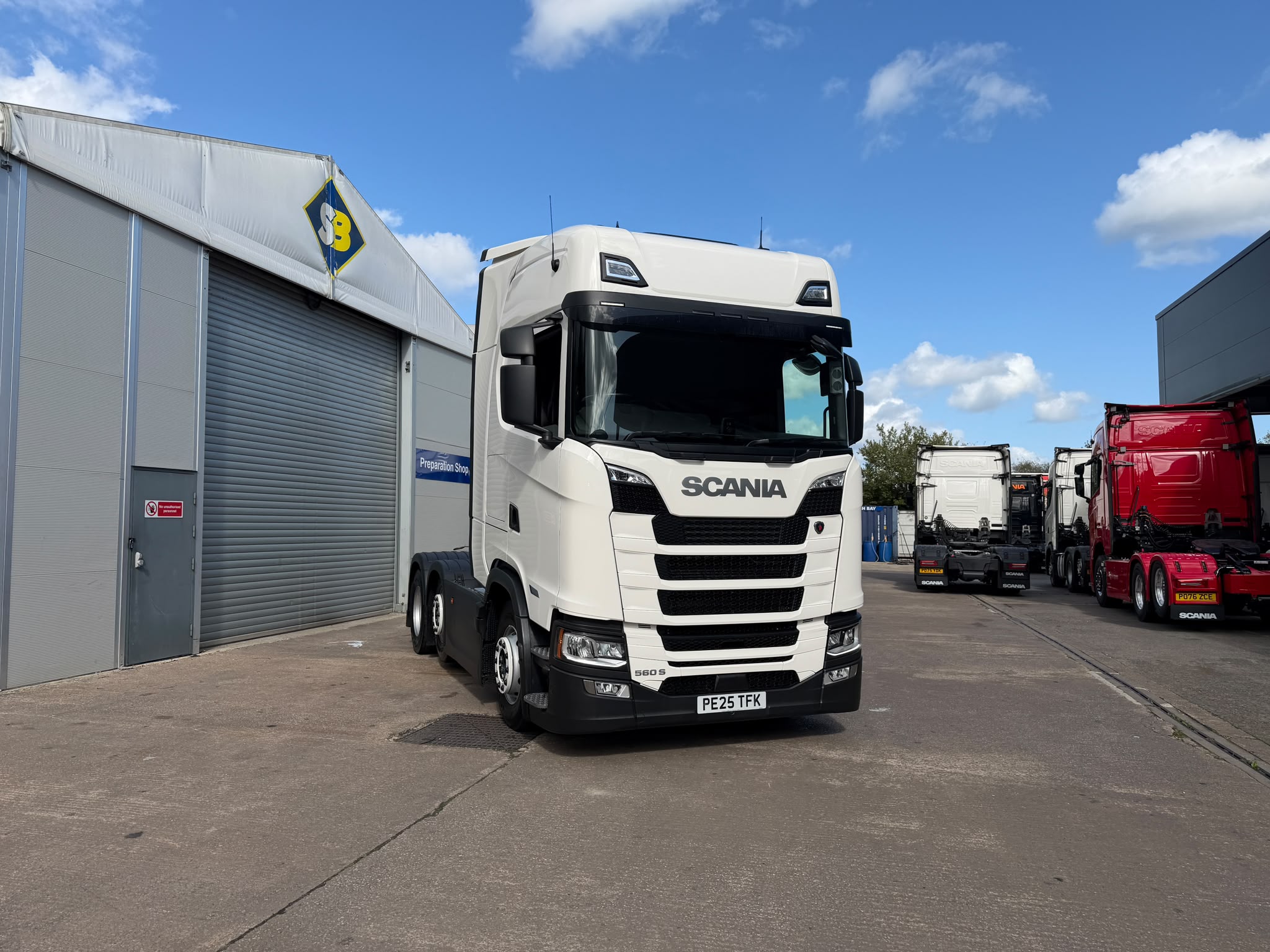 2025 25 Plate SCANIA 560S Mid Lift – PE25TFK